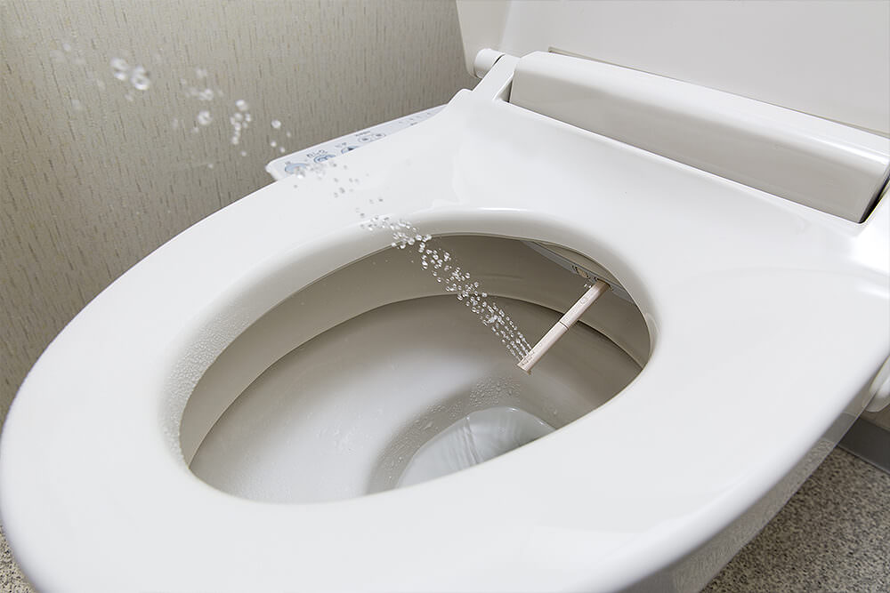 Inodoros japoneses: te limpian sin papel, tienen calentador de asiento,  sistema antiolor y mucho más